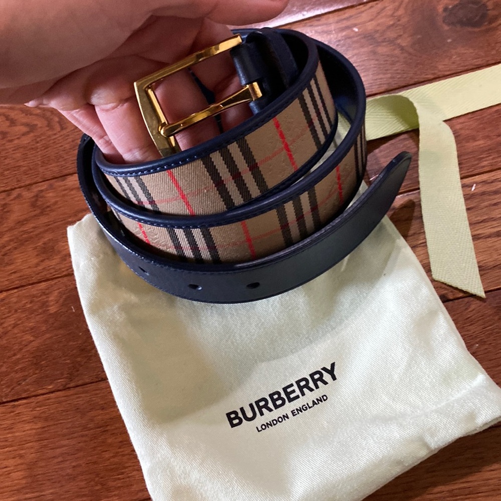 Men’s Burberry belt